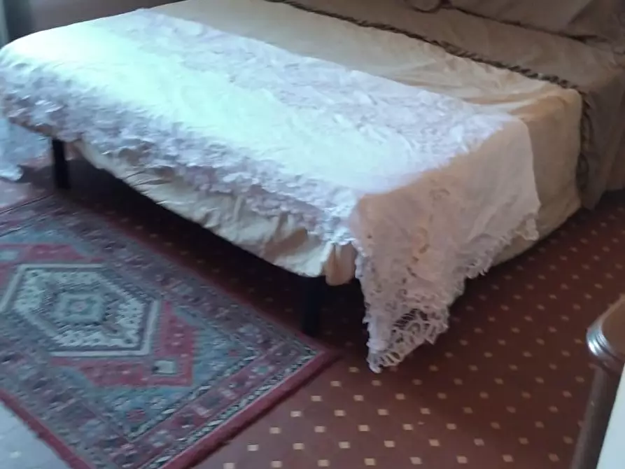 Immagine 17 di Casa semindipendente in vendita  a Carrara