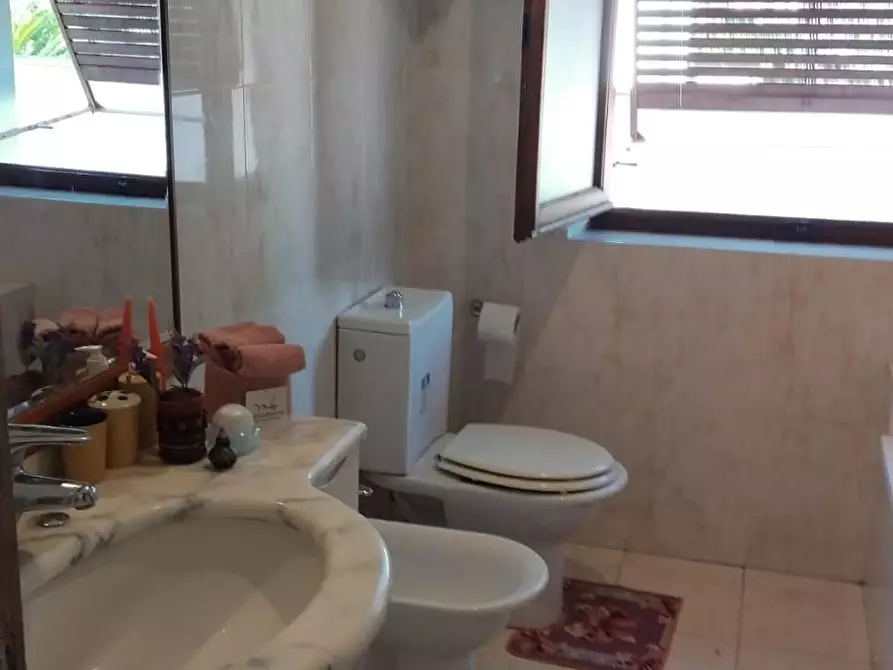 Immagine 12 di Casa semindipendente in vendita  a Carrara
