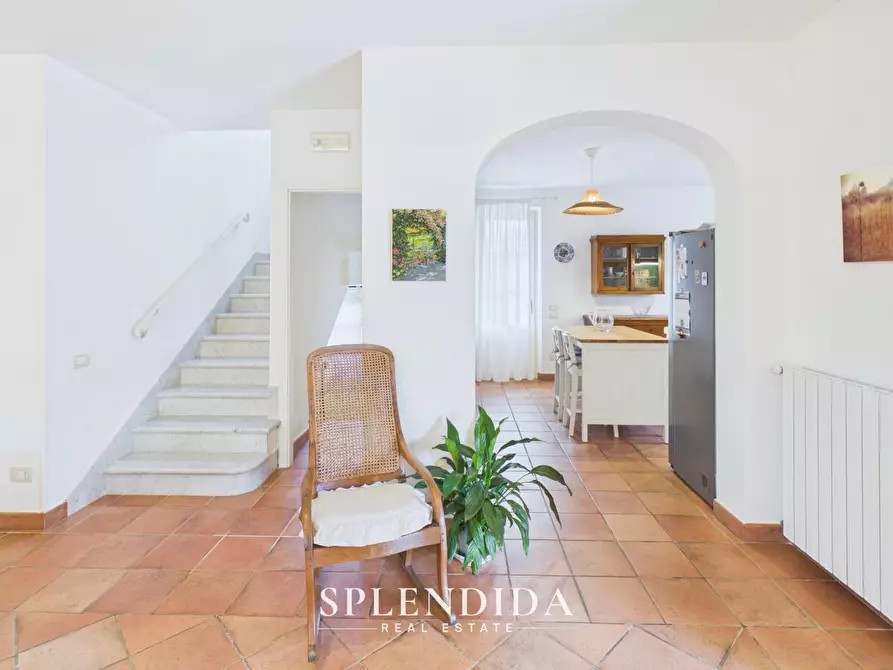 Immagine 15 di Villa in vendita  a Seravezza