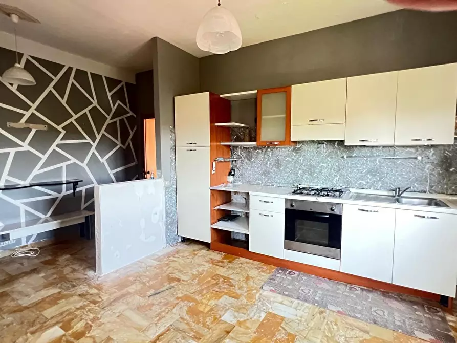 Immagine 6 di Appartamento in vendita  a Colle Di Val D'elsa