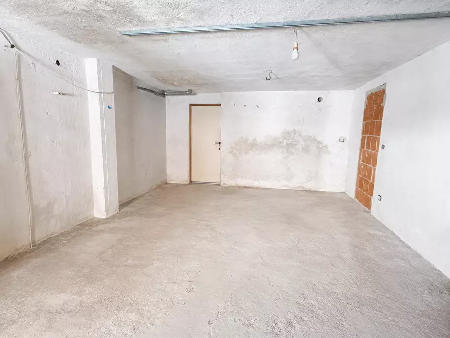 Immagine 16 di Appartamento in vendita  a Colle Di Val D'elsa