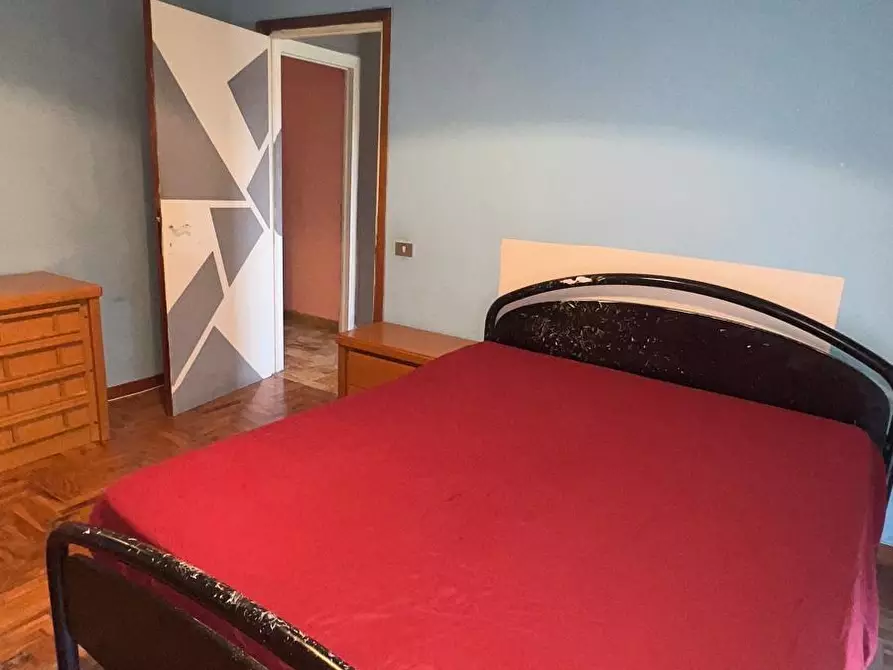 Immagine 12 di Appartamento in vendita  a Colle Di Val D'elsa