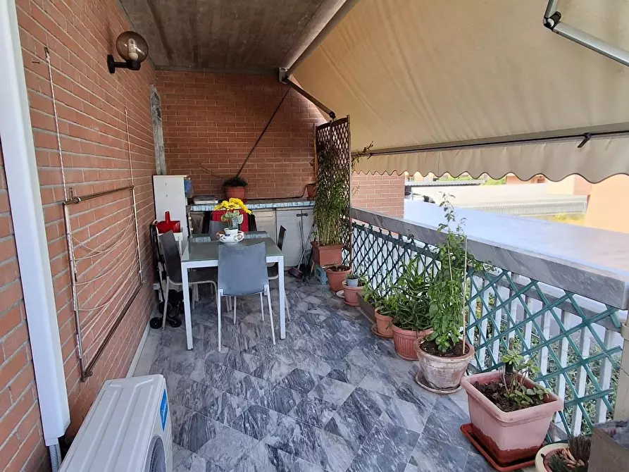 Immagine 11 di Appartamento in vendita  a Carrara