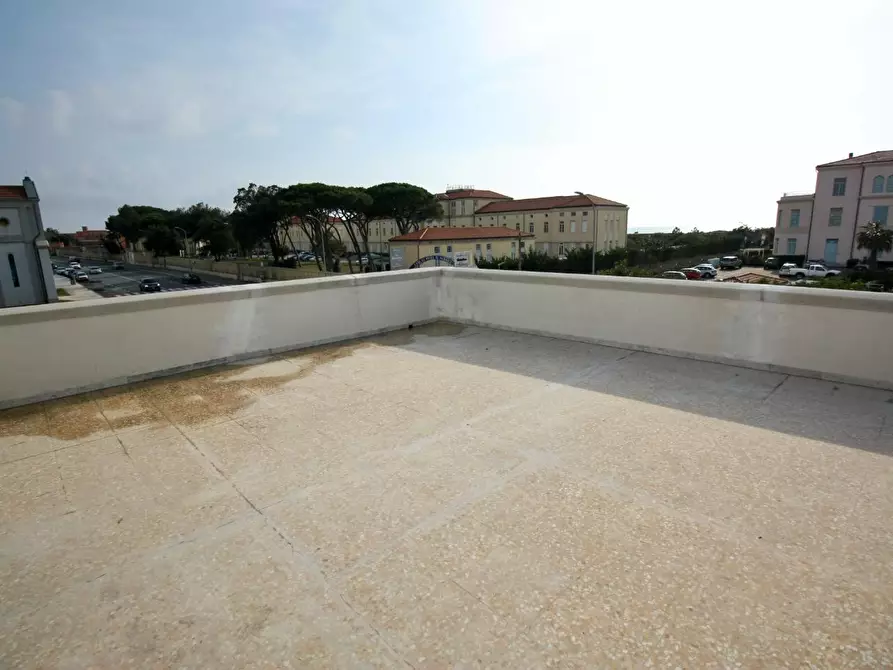 Immagine 12 di Appartamento in affitto  a Pisa