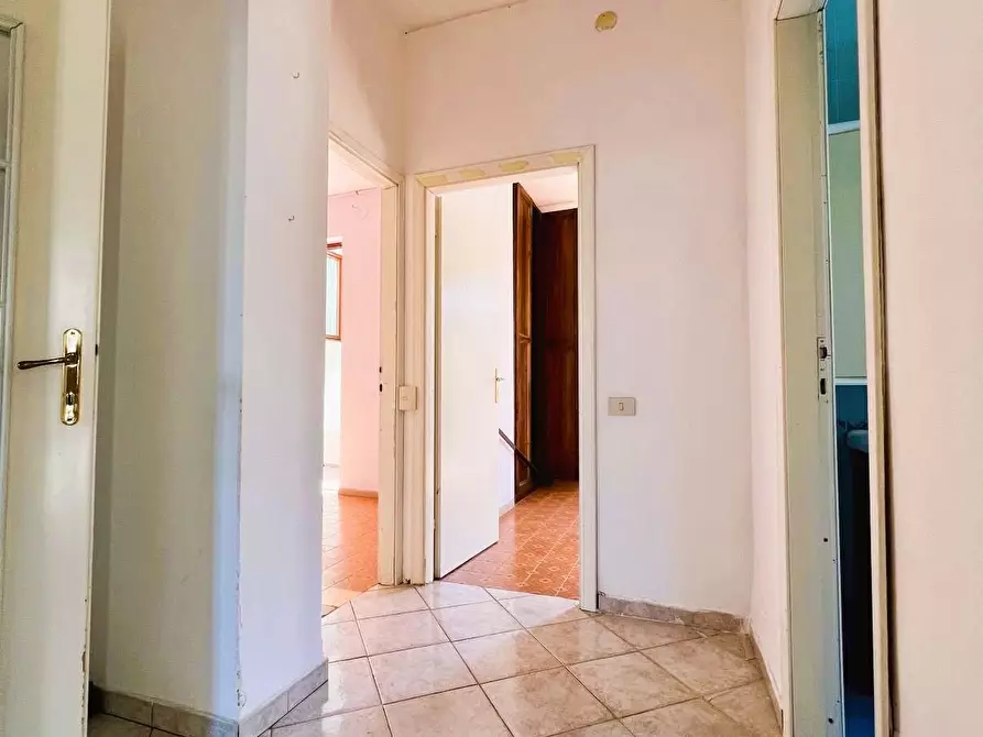 Immagine 13 di Appartamento in vendita  a Massa