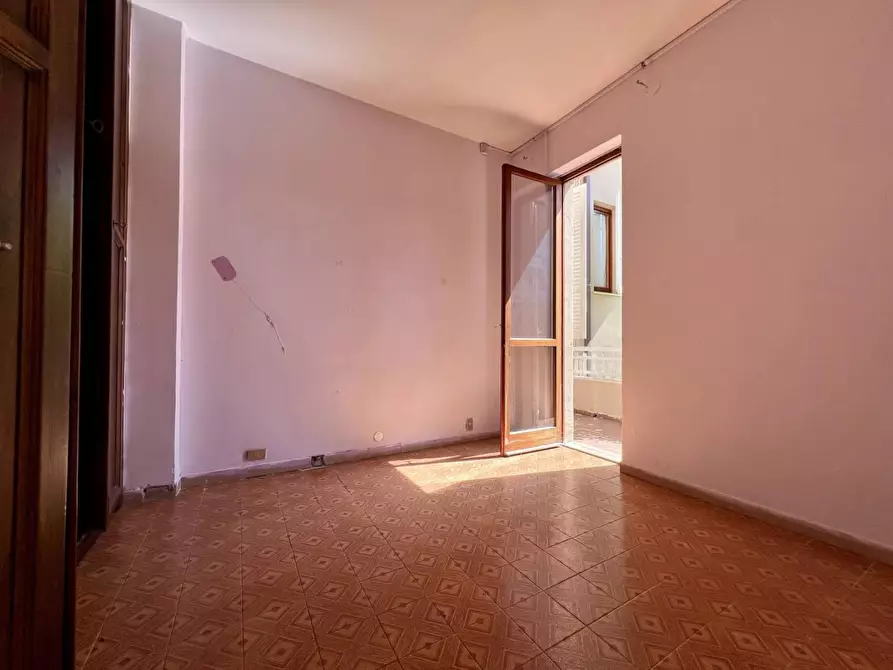Immagine 16 di Appartamento in vendita  a Massa