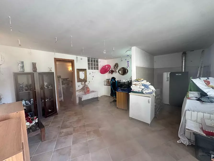 Immagine 28 di Casa semindipendente in vendita  a Ortonovo