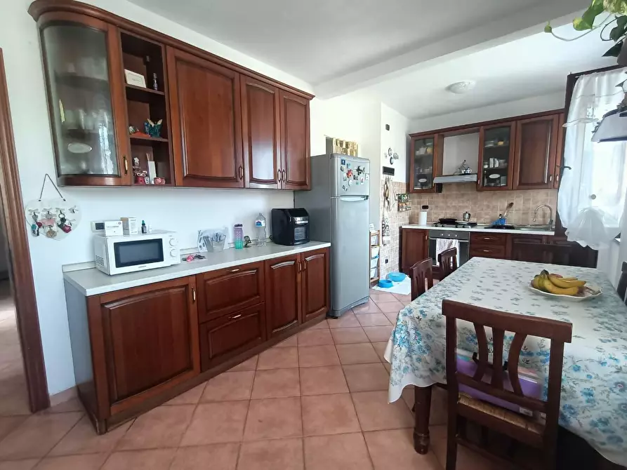 Immagine 8 di Casa semindipendente in vendita  a Ortonovo