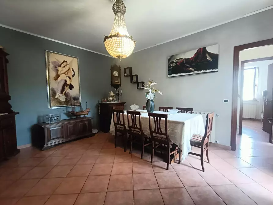 Immagine 4 di Casa semindipendente in vendita  a Ortonovo