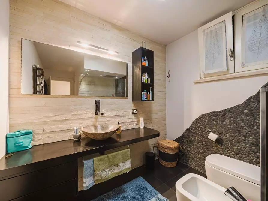 Immagine 34 di Villa in vendita  a Peccioli
