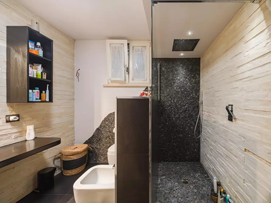 Immagine 36 di Villa in vendita  a Peccioli