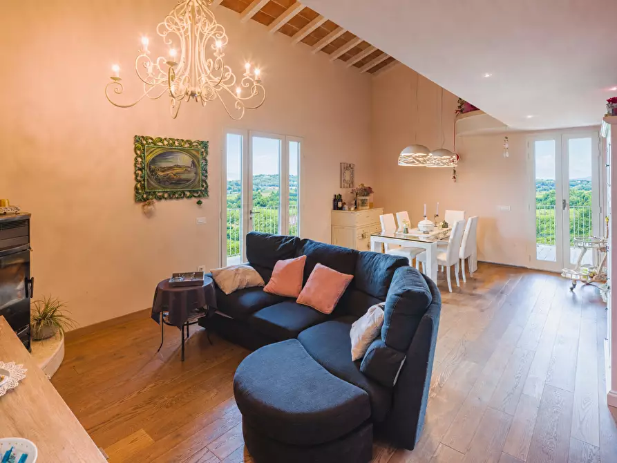 Immagine 3 di Villa in vendita  a Peccioli