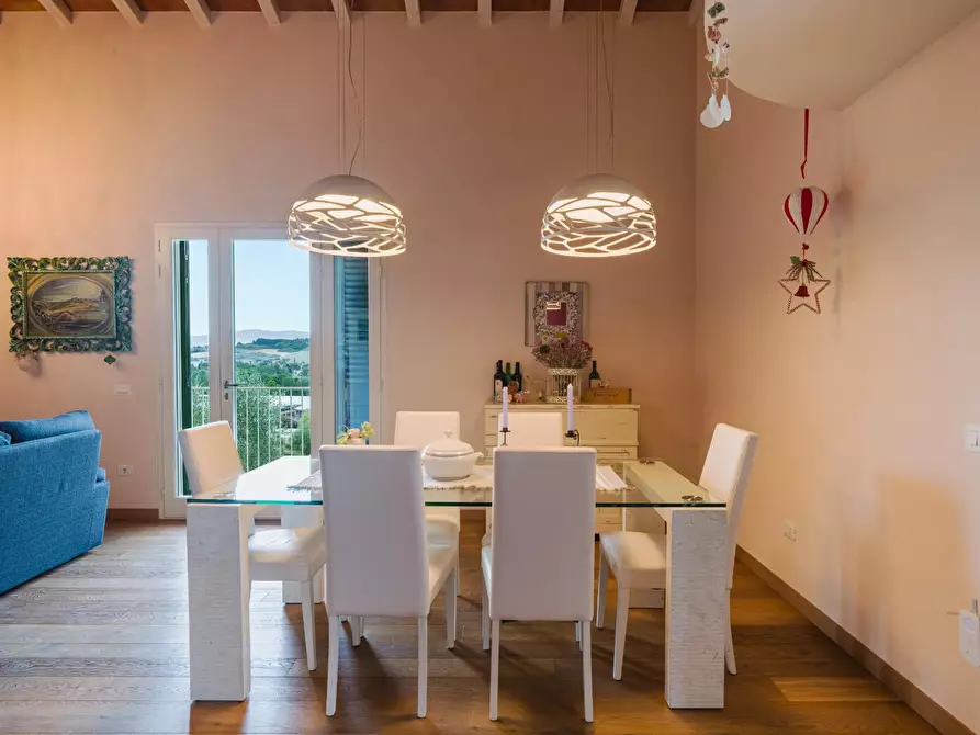 Immagine 5 di Villa in vendita  a Peccioli