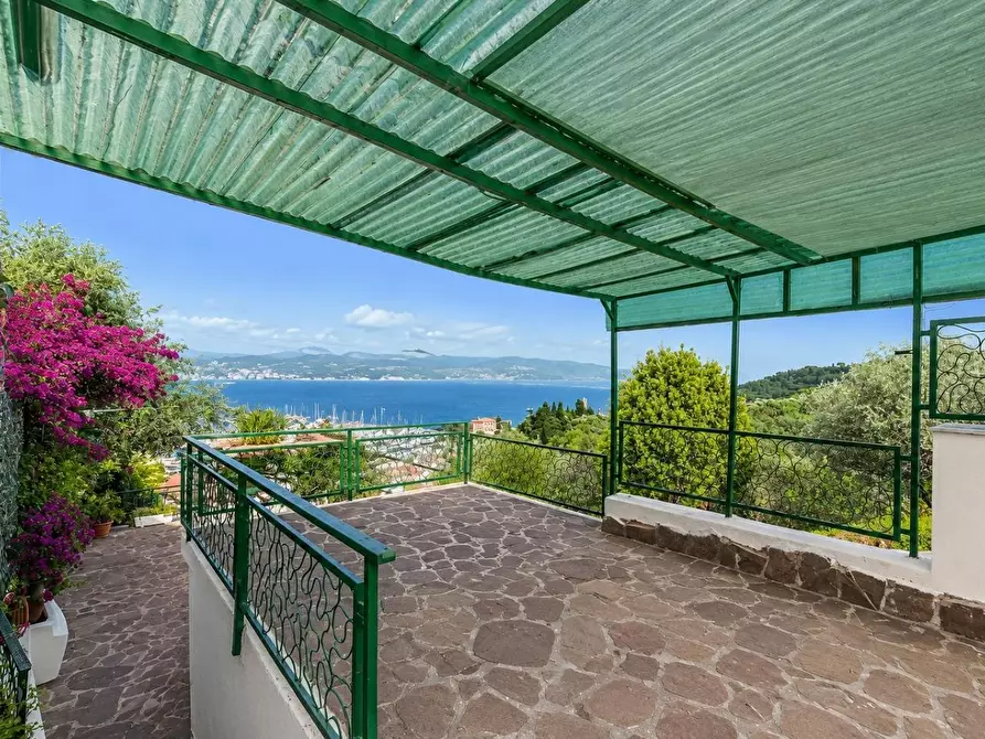 Immagine 27 di Casa semindipendente in vendita  a Portovenere