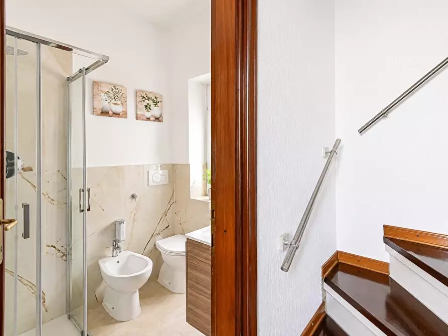 Immagine 17 di Casa semindipendente in vendita  a Portovenere