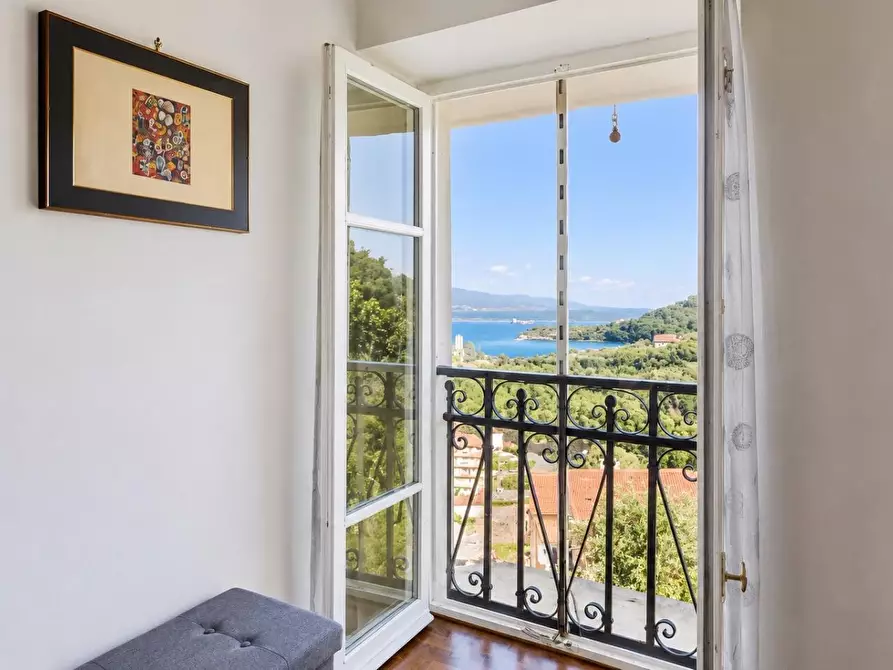 Immagine 16 di Casa semindipendente in vendita  a Portovenere