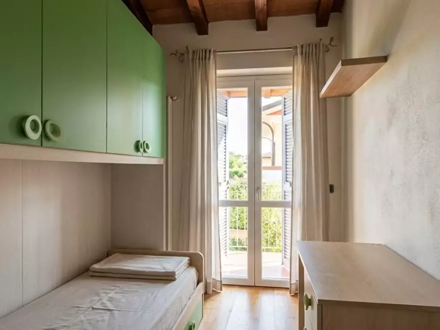 Immagine 10 di Casa semindipendente in vendita  a Massa