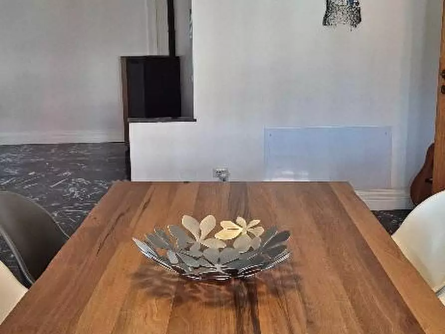 Immagine 11 di Casa bifamiliare in vendita  a Pontedera