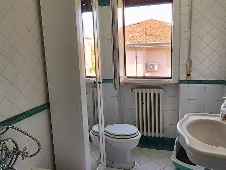 Immagine 29 di Casa bifamiliare in vendita  a Pontedera