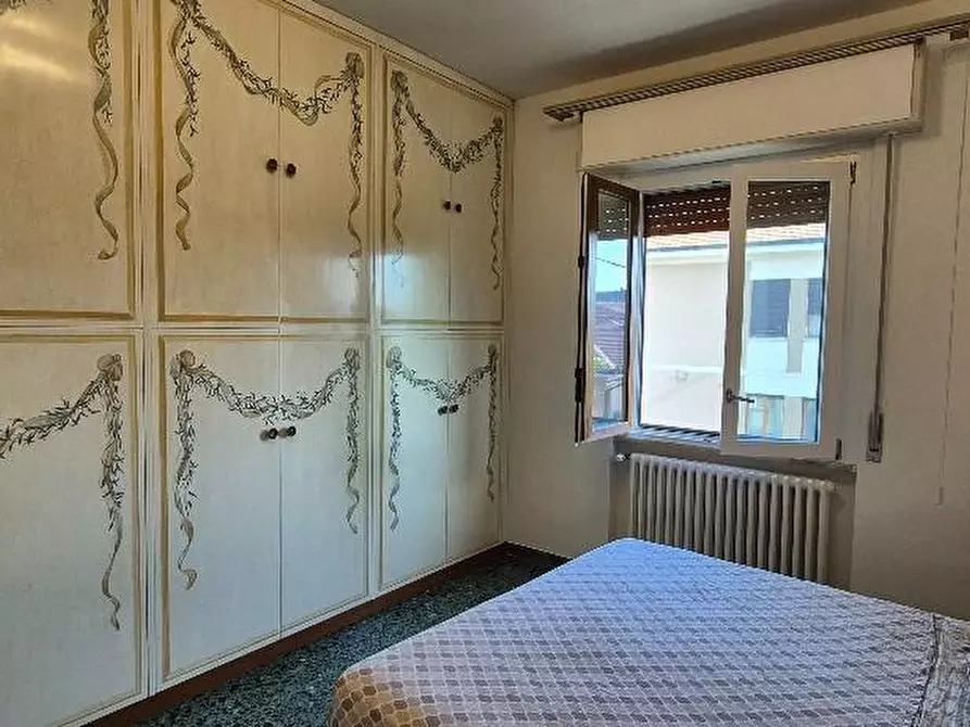 Immagine 26 di Casa bifamiliare in vendita  a Pontedera