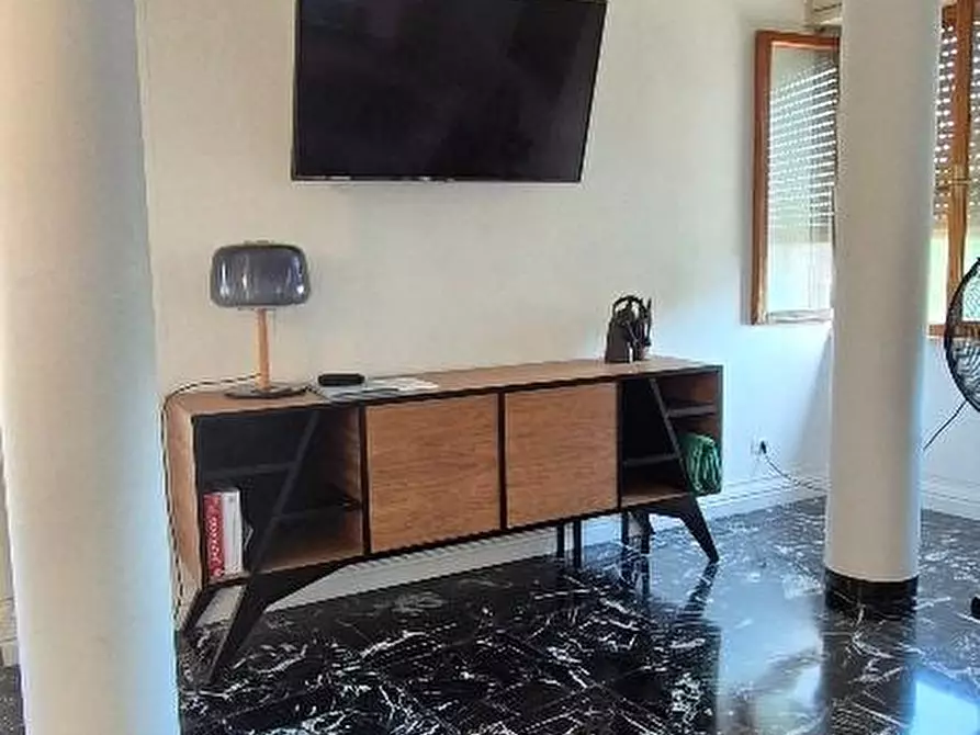 Immagine 12 di Casa bifamiliare in vendita  a Pontedera