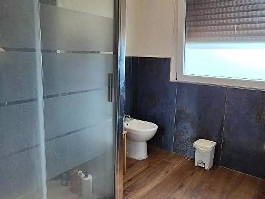 Immagine 22 di Casa bifamiliare in vendita  a Pontedera