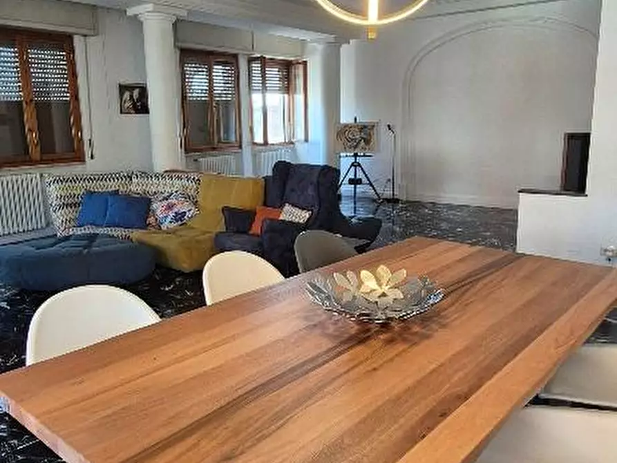 Immagine 10 di Casa bifamiliare in vendita  a Pontedera