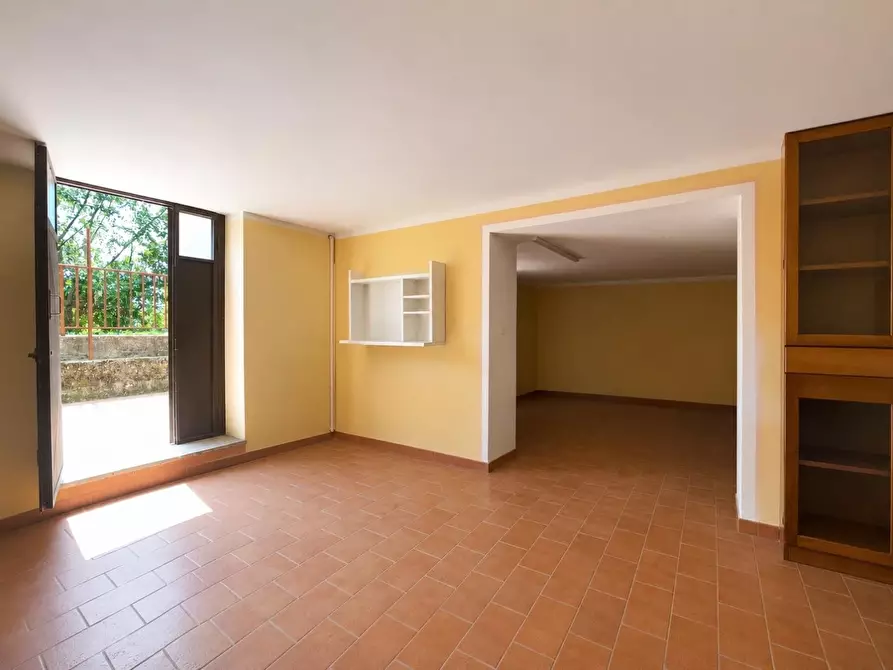 Immagine 36 di Casa semindipendente in vendita  a Fivizzano