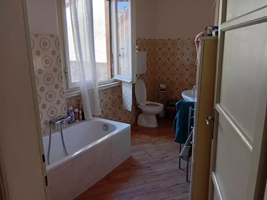 Immagine 7 di Appartamento in vendita  a Pisa