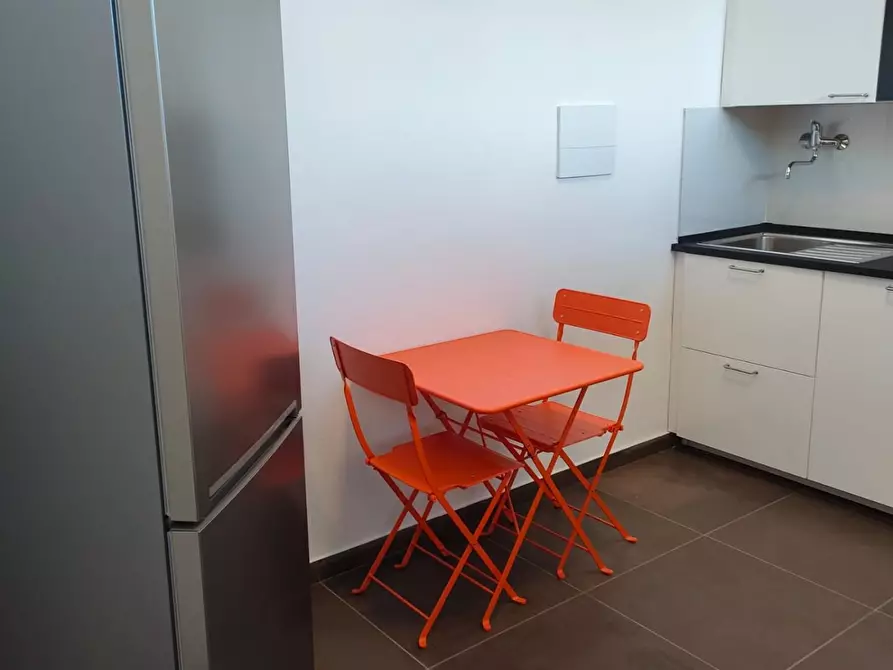 Immagine 6 di Appartamento in affitto  a Carrara