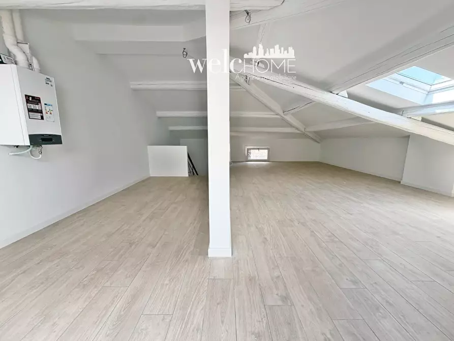 Immagine 11 di Appartamento in vendita  a Campi Bisenzio