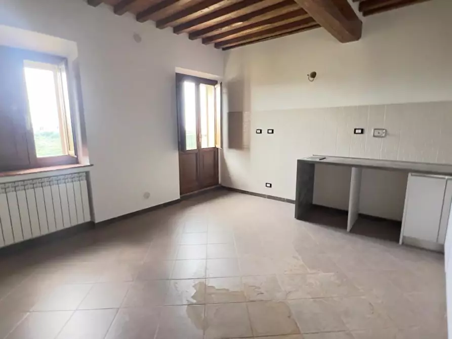Immagine 4 di Appartamento in vendita  a Colle Di Val D'elsa