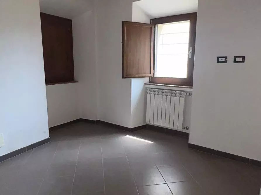 Immagine 20 di Appartamento in vendita  a Colle Di Val D'elsa