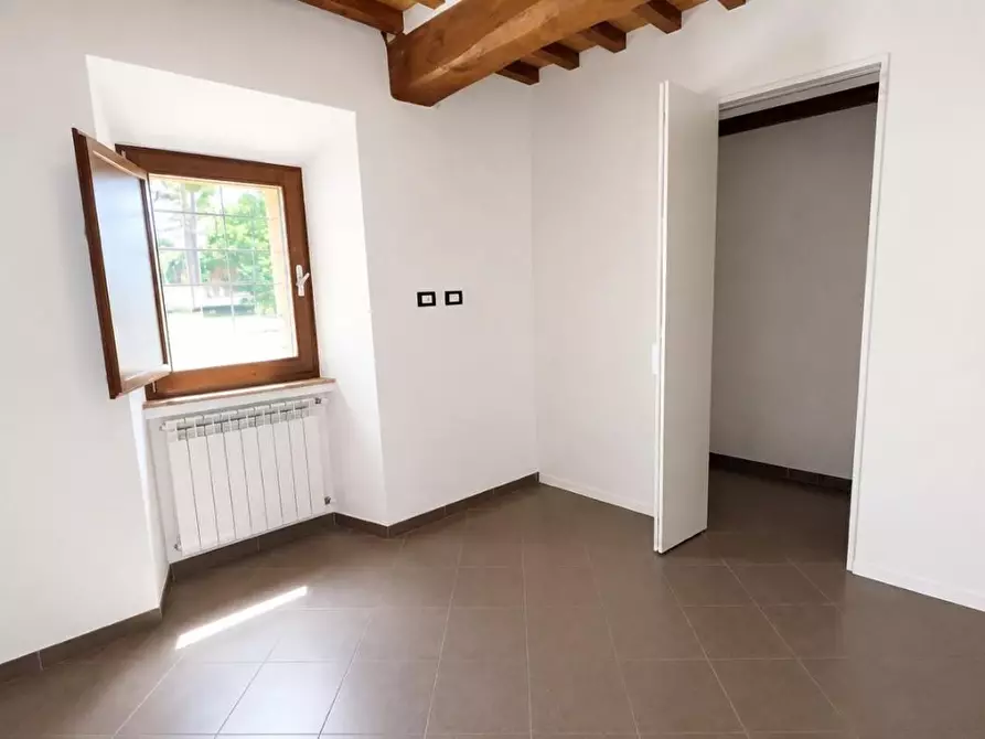 Immagine 8 di Appartamento in vendita  a Colle Di Val D'elsa