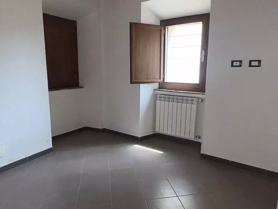 Immagine 31 di Appartamento in vendita  a Colle Di Val D'elsa