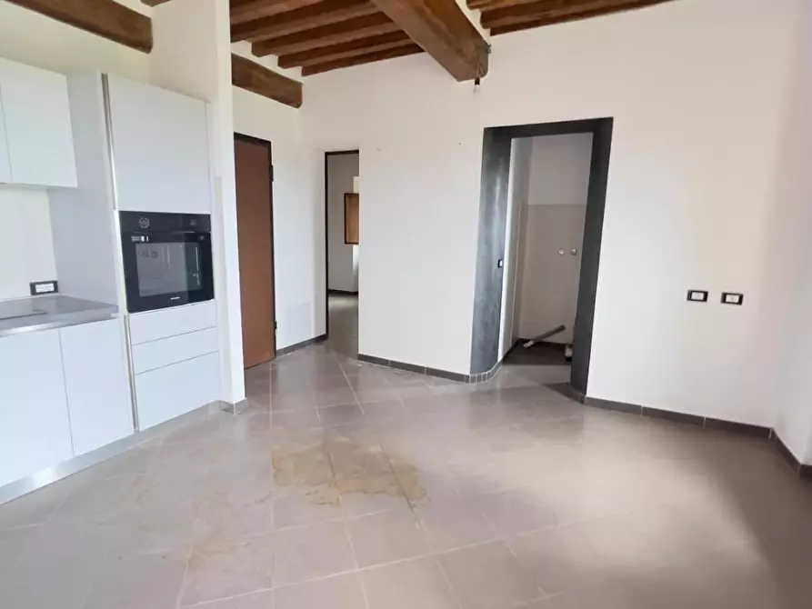 Immagine 2 di Appartamento in vendita  a Colle Di Val D'elsa