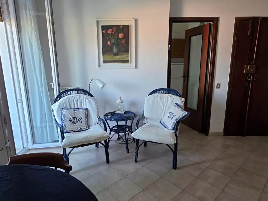 Immagine 11 di Mansarda in vendita  a Carrara