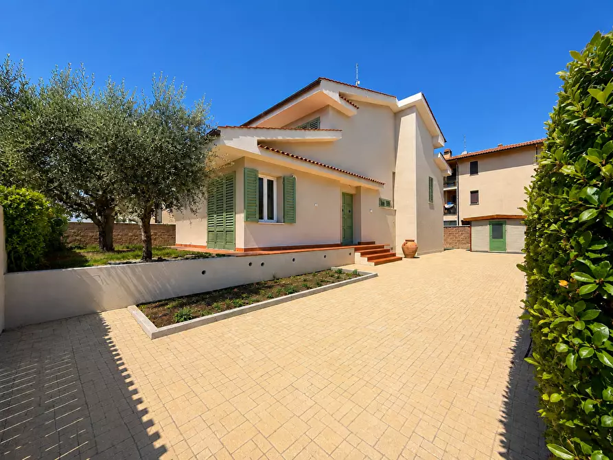 Immagine 1 di Casa indipendente in vendita  a Vicopisano
