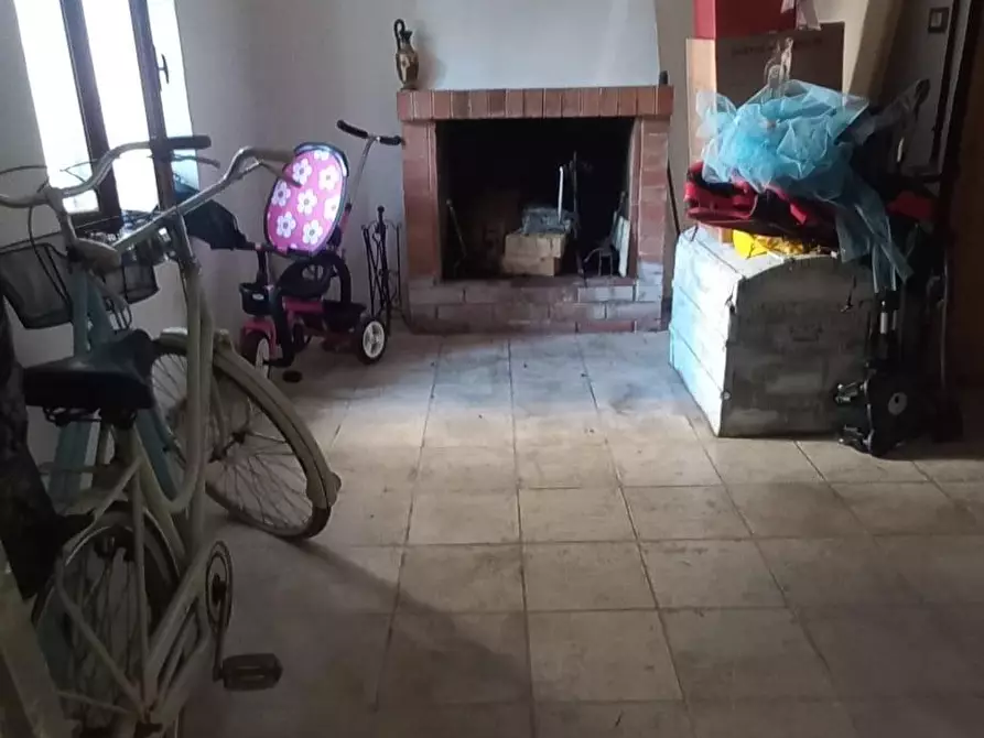 Immagine 2 di Terratetto in vendita  a Carrara