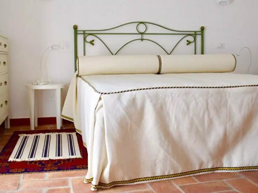 Immagine 29 di Villa in vendita  a Massa