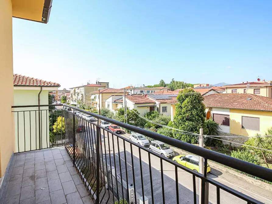 Immagine 16 di Appartamento in affitto  a Pisa