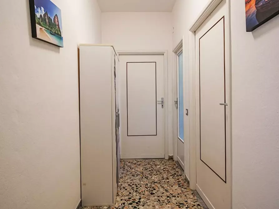 Immagine 6 di Appartamento in affitto  a Pisa