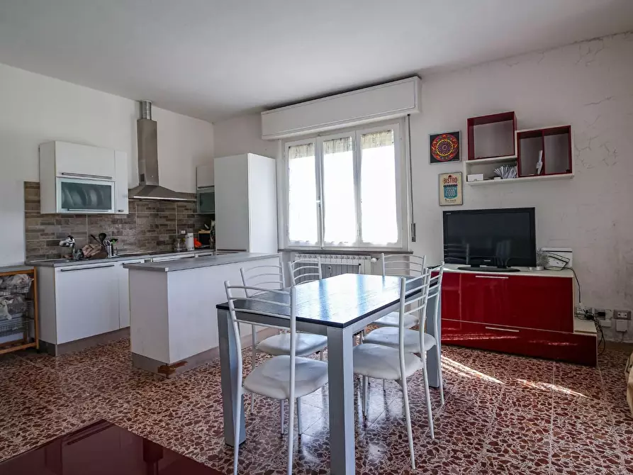 Immagine 10 di Appartamento in affitto  a Pisa