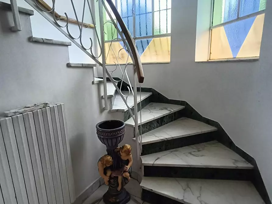 Immagine 18 di Casa semindipendente in vendita  a Carrara