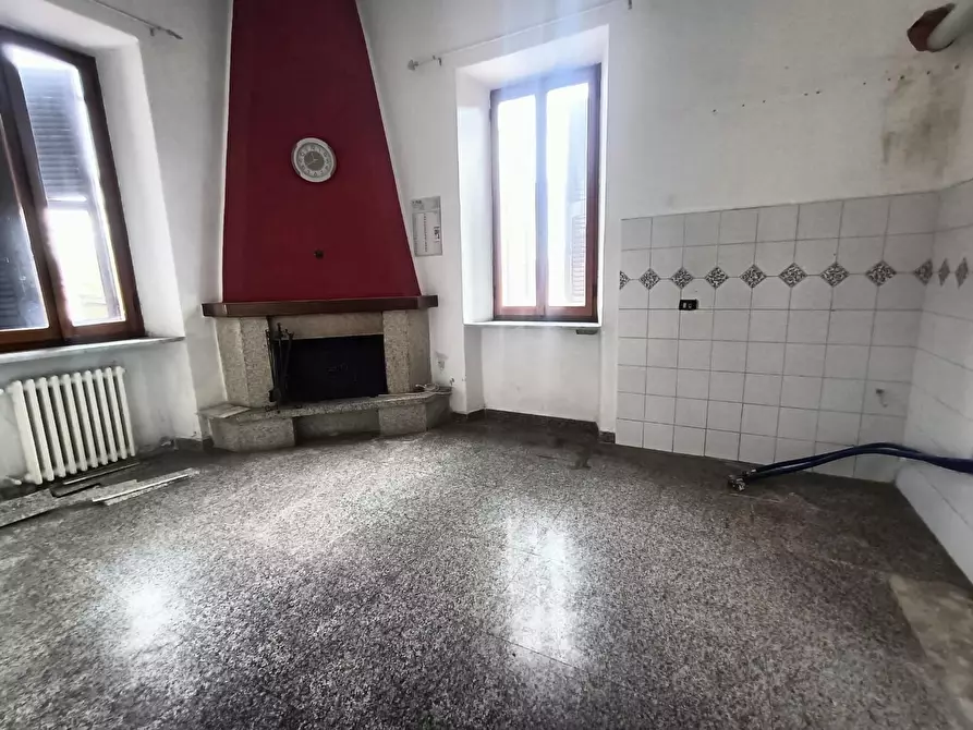 Immagine 5 di Casa semindipendente in vendita  a Carrara