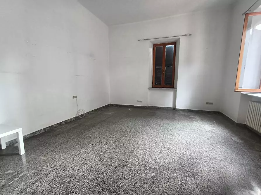 Immagine 13 di Casa semindipendente in vendita  a Carrara