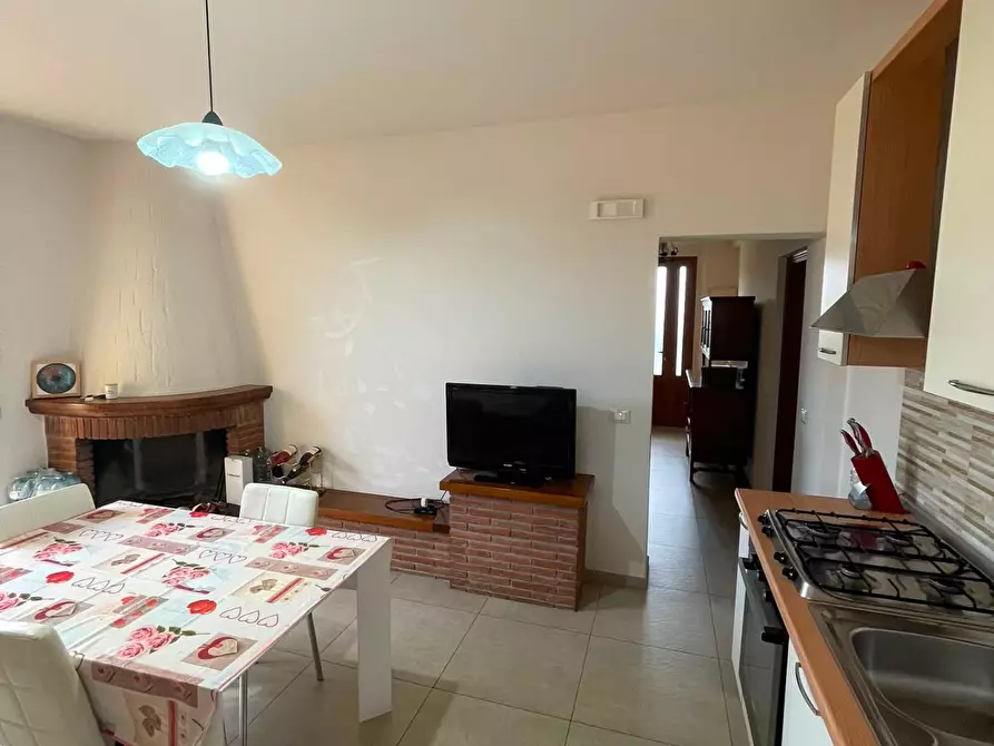 Immagine 15 di Appartamento in affitto  a Camaiore