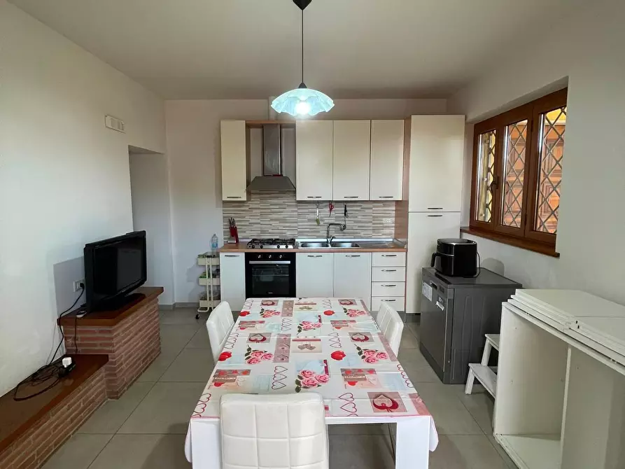Immagine 17 di Appartamento in affitto  a Camaiore