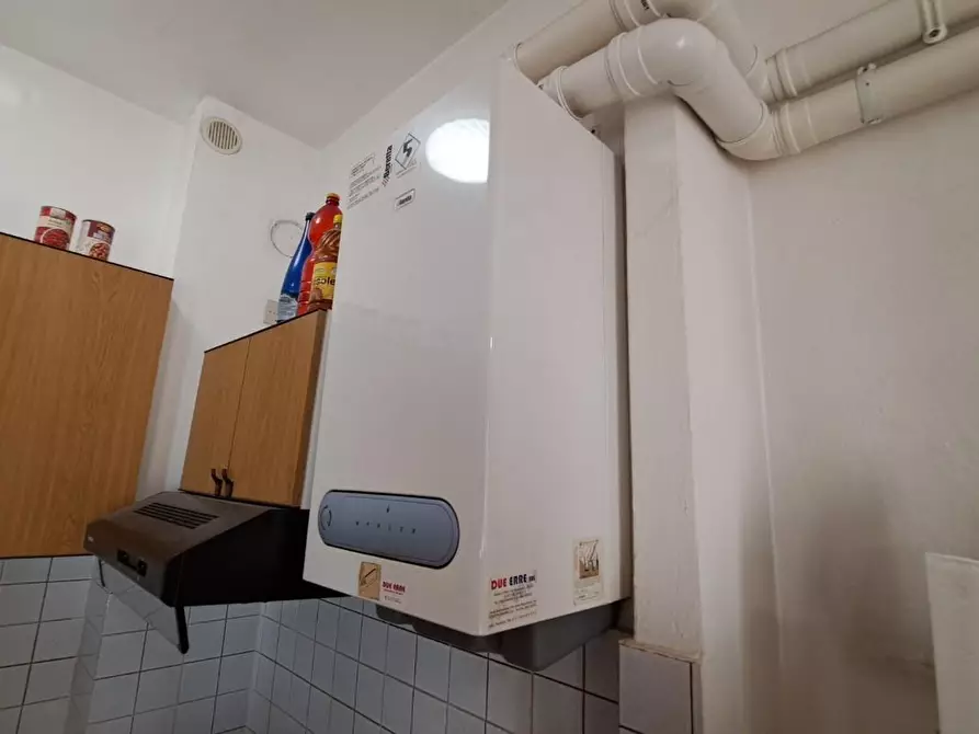 Immagine 13 di Appartamento in vendita  a Rosignano Marittimo