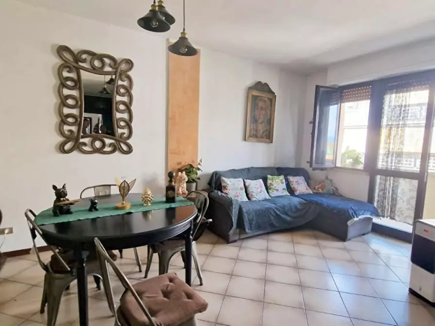 Immagine 3 di Mansarda in vendita  a Viareggio